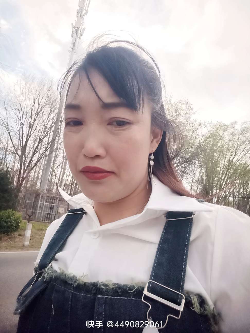 失踪人白海梅照片